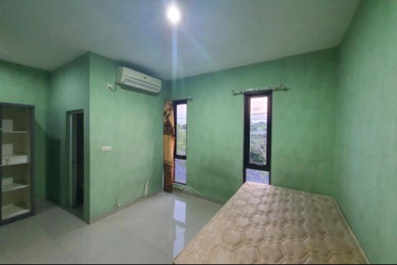 Oyo 93109 Garden Homestay 1 Tpr Surabaya Eksteriør bilde