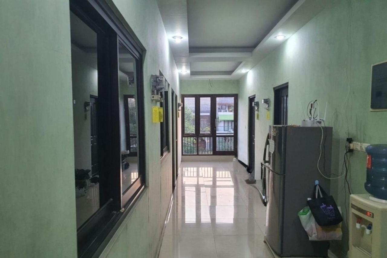 Oyo 93109 Garden Homestay 1 Tpr Surabaya Eksteriør bilde
