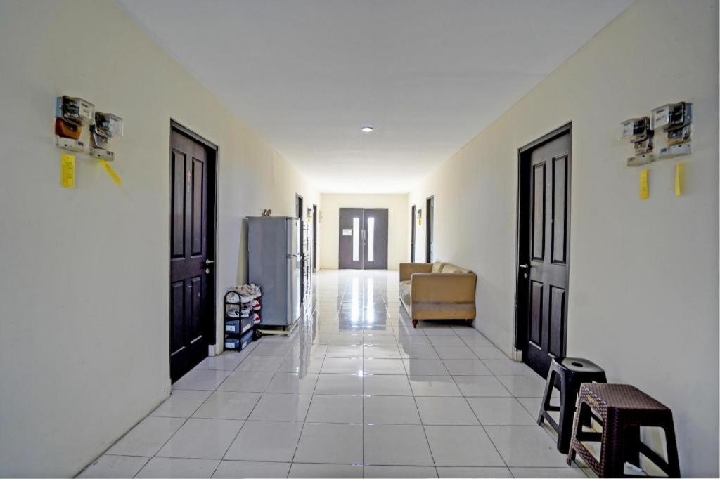 Oyo 93109 Garden Homestay 1 Tpr Surabaya Eksteriør bilde